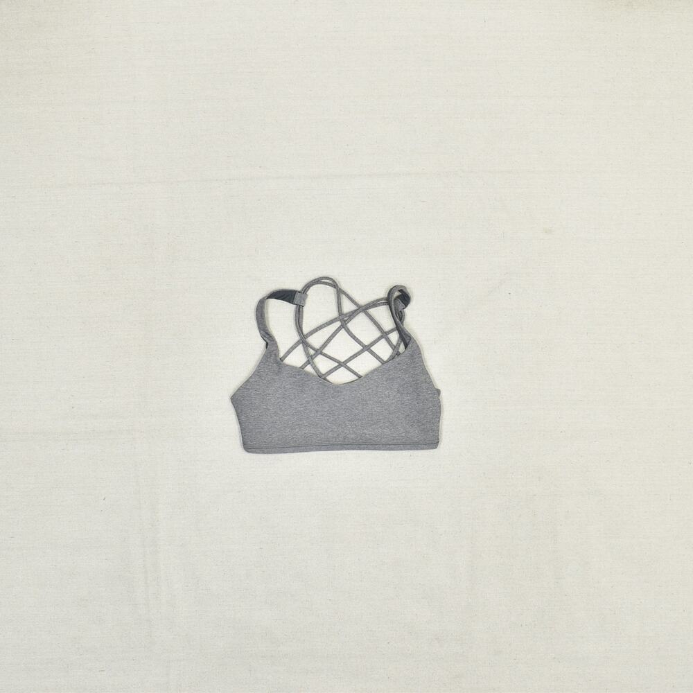 Lululemon Women Sport Bra Crew Neck Solid Top Polyester Gray Size 4 Gym Workout - Picture 2 of 8